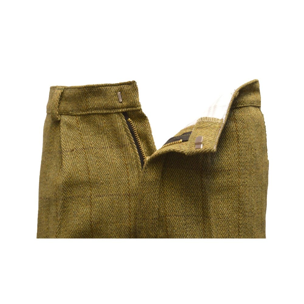Derby Tweed Oakridge Breeks in Light Sage, fabric detail