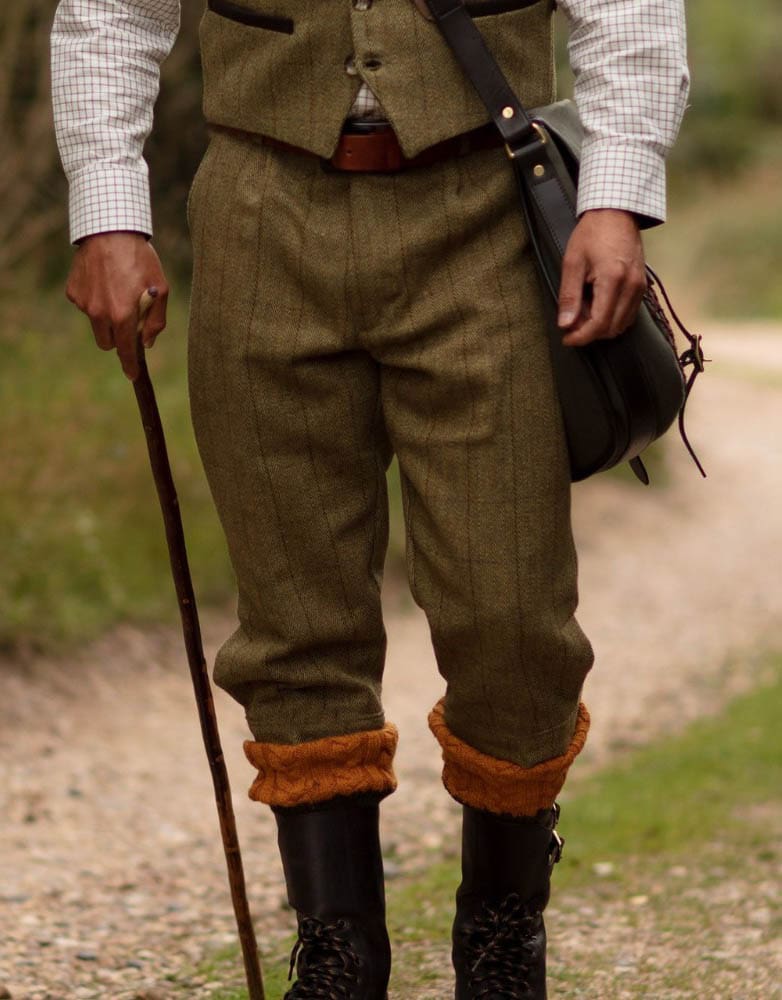 Derby Tweed Oakridge Breeks in Light Sage, on model